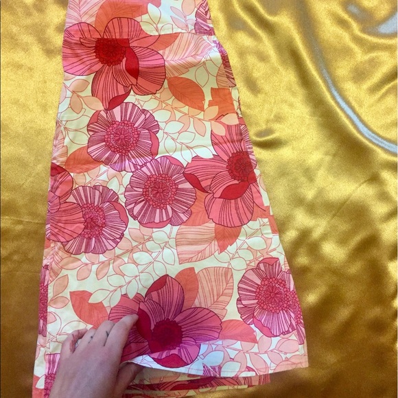 Byer Wear Brand Pink Floral Knee-length Skirt - Picture 3 of 3